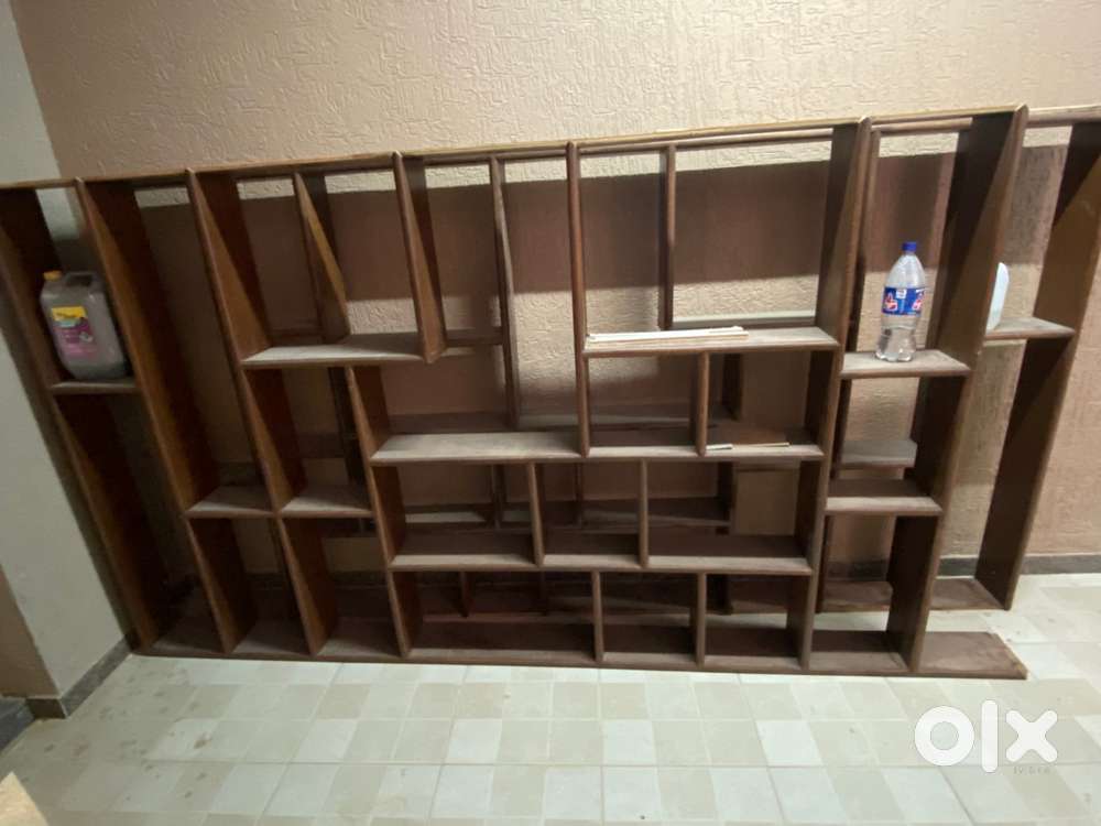 Wall shelves with pure sal tree wood