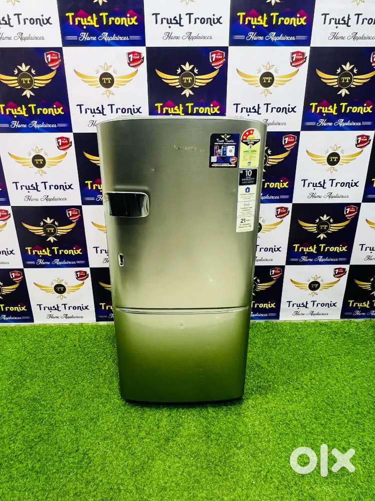 #08TT square handle 190ltr single door fridge