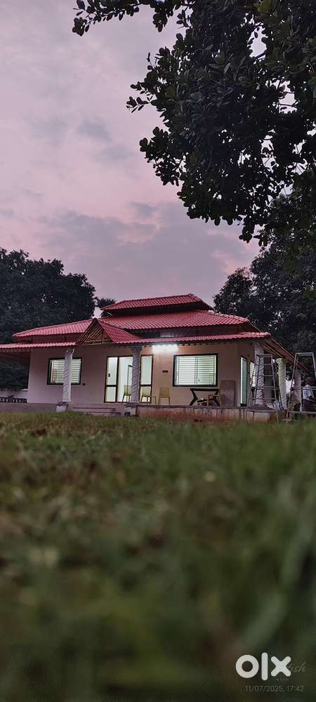 Cent 3.5 lakhs near Morampudi