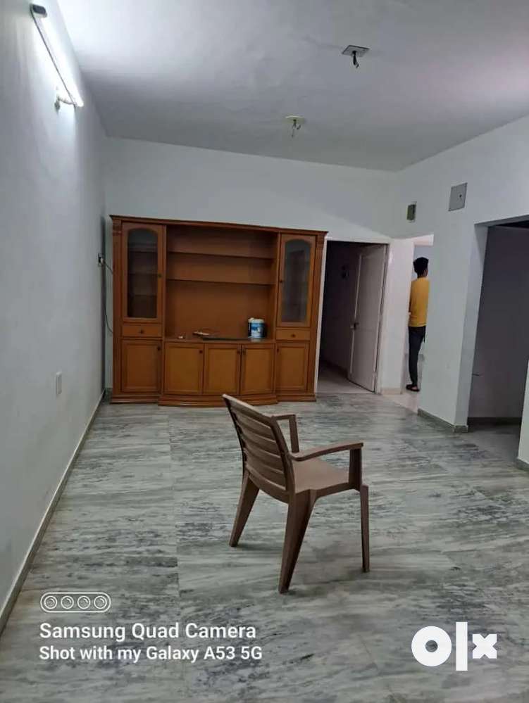 2BHK ROAD TOUCH SAMIFURNISHED APARTMENT FOR RENT NEW SAMA ROAD