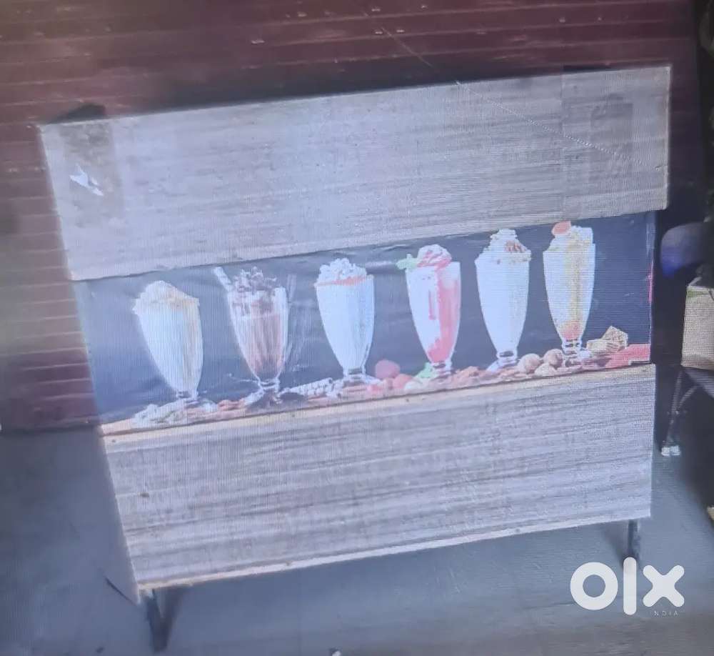 Fast  Food  Display  Bhati Counter