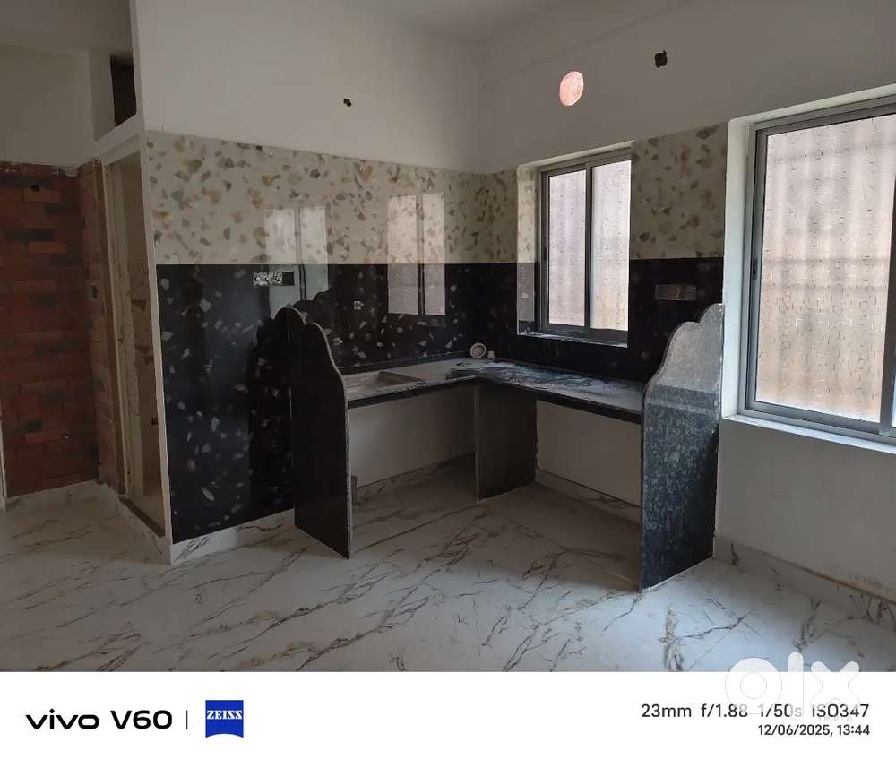 Beautiful 2BHK ready to move Behala Jadu colony