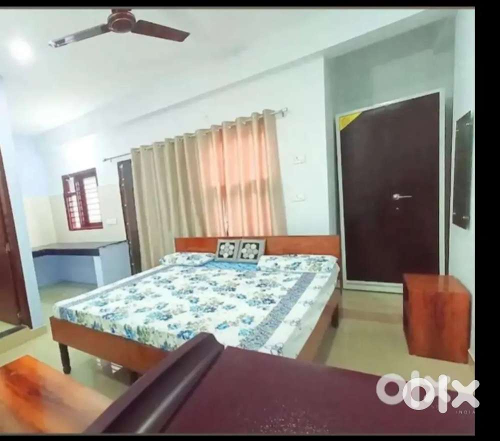 Room rent available