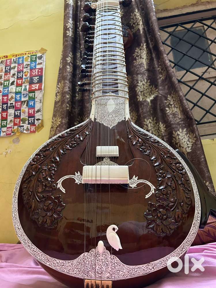 Surbahar (Sitar)