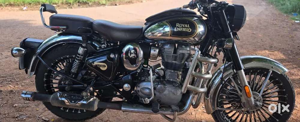 Royal enfield classic chrome black