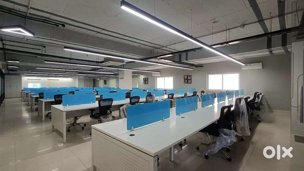 100 Workstations 3 Cabins 1 Conference plug and play office for Rent
