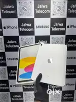 APPLE IPAD 10TH GEN 64 GB SILVER WITH BILL BOX AND CHARGER