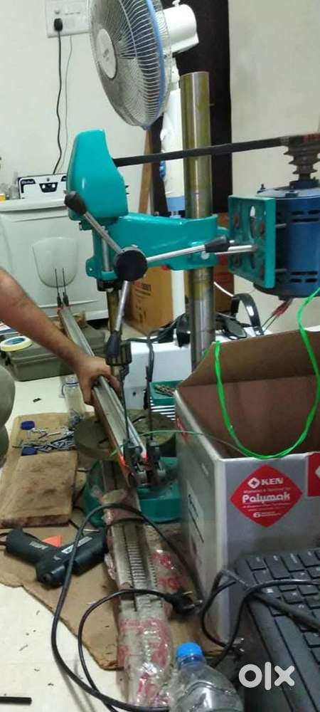 Drilling machine vertical
