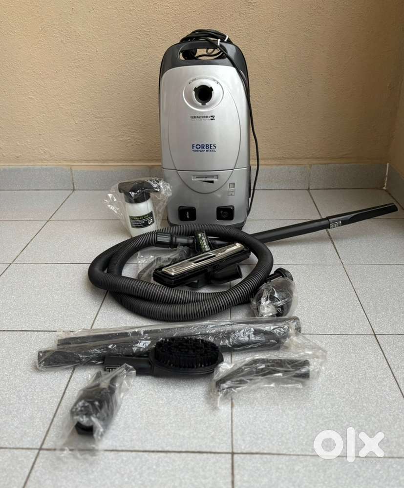 EUREKA FORBES. VACUUM CLEANER
