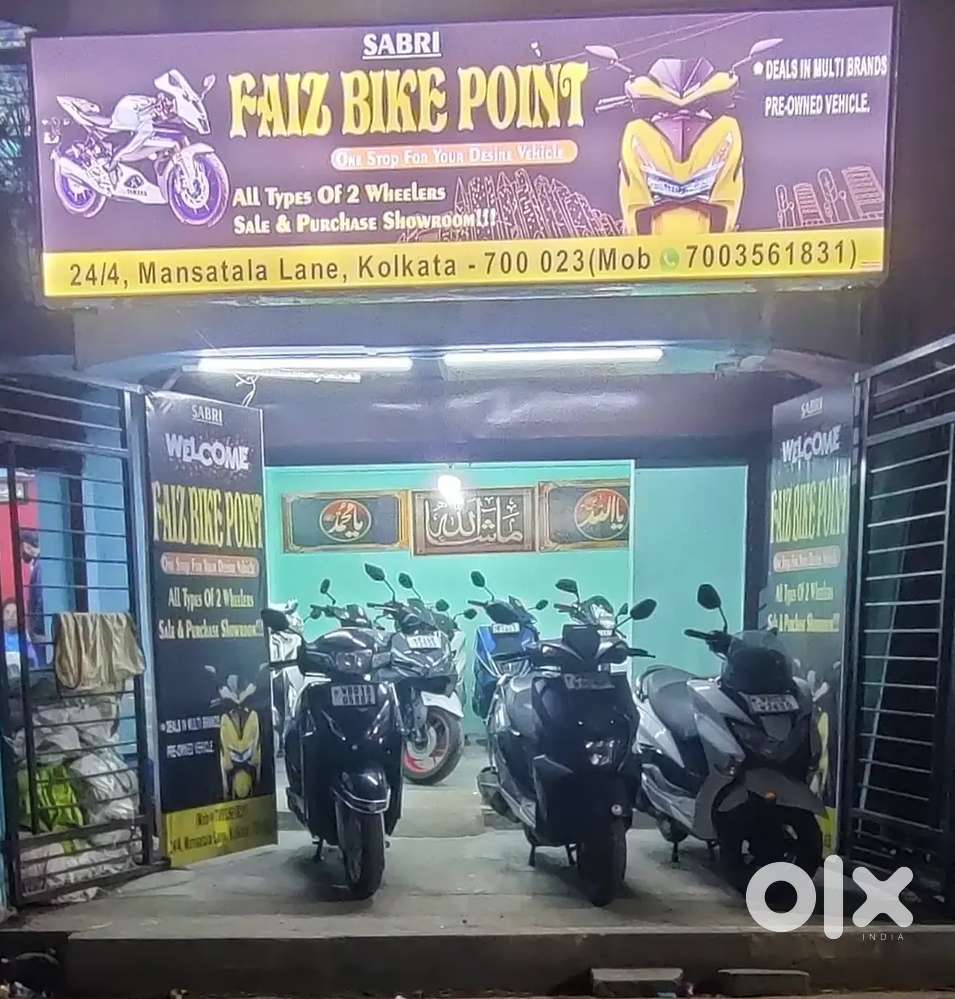 SECOND HAND SHOWROOM SCOOTY AVAILABLE IN NEW CONDITION