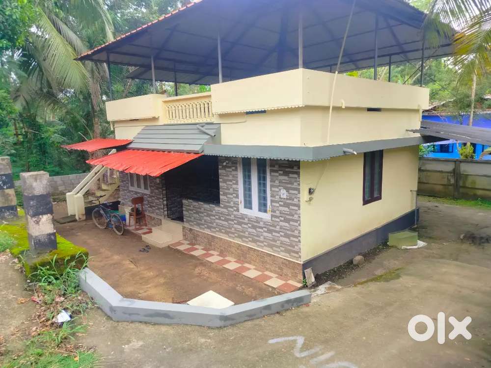 Edappally north paravur 8 years old home for sale ₹26 lakh cent land