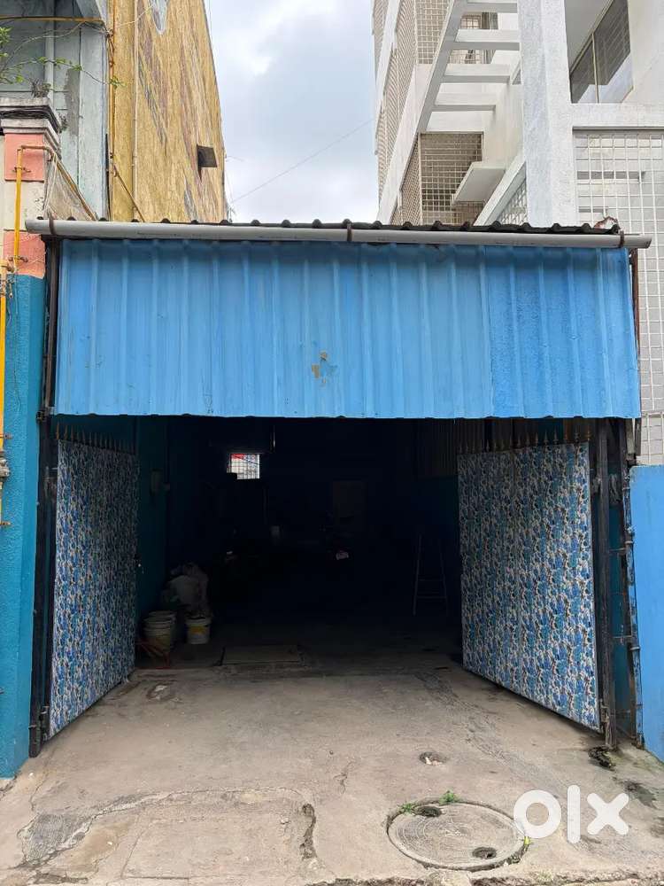 Godown/shed available for rent near highway