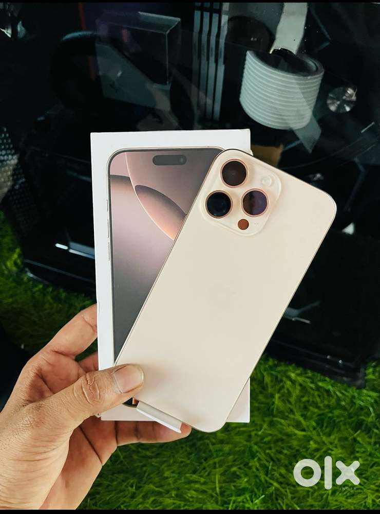 Iphone 16 Pro max 256gb under warranty