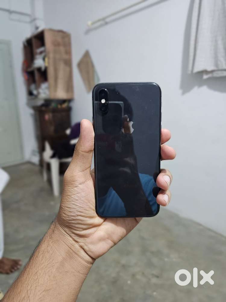 Iphone x 256 battery 74 no display change battery change