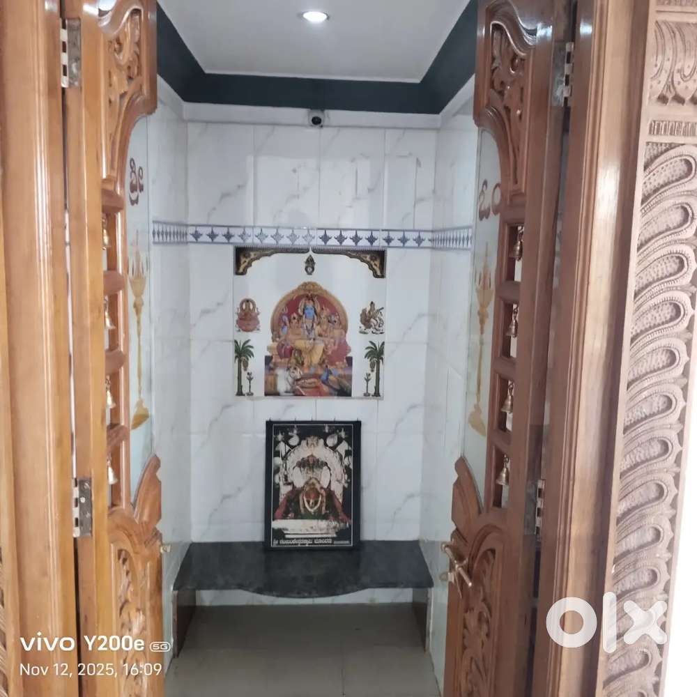 House for rent csrti layout near jp nagara ring road Circlhoue