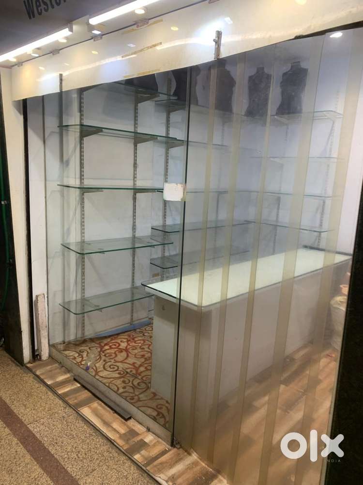 Shop for rent/sell in chauta bazaar