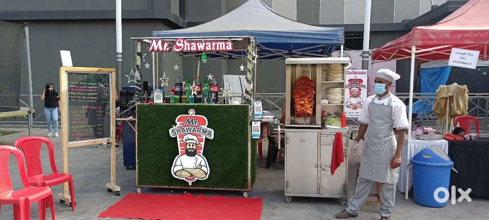 Counter(6*4)or(7*4extendable),microwave, magic board &tawa40kg