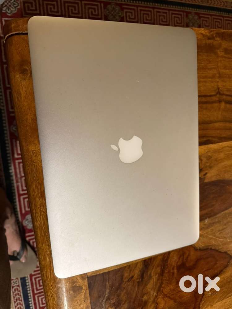 Apple Macbook air