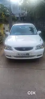 Hundai accent executive