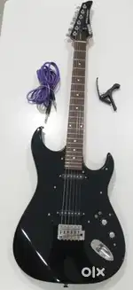 Yamaha Electric Guitar with Cable & Capo

Excellent Condition