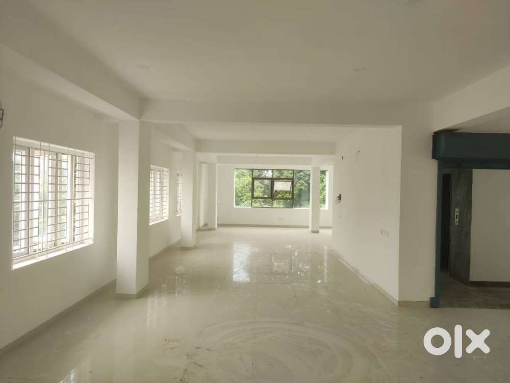 700Sqft Singanallur Unfurnished office  space Available