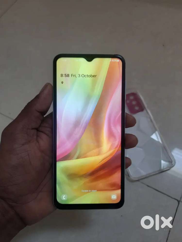 Samsung galaxy F13  4+4GB 64GB