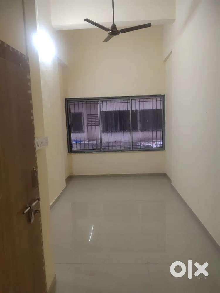 1floor Nwe possession