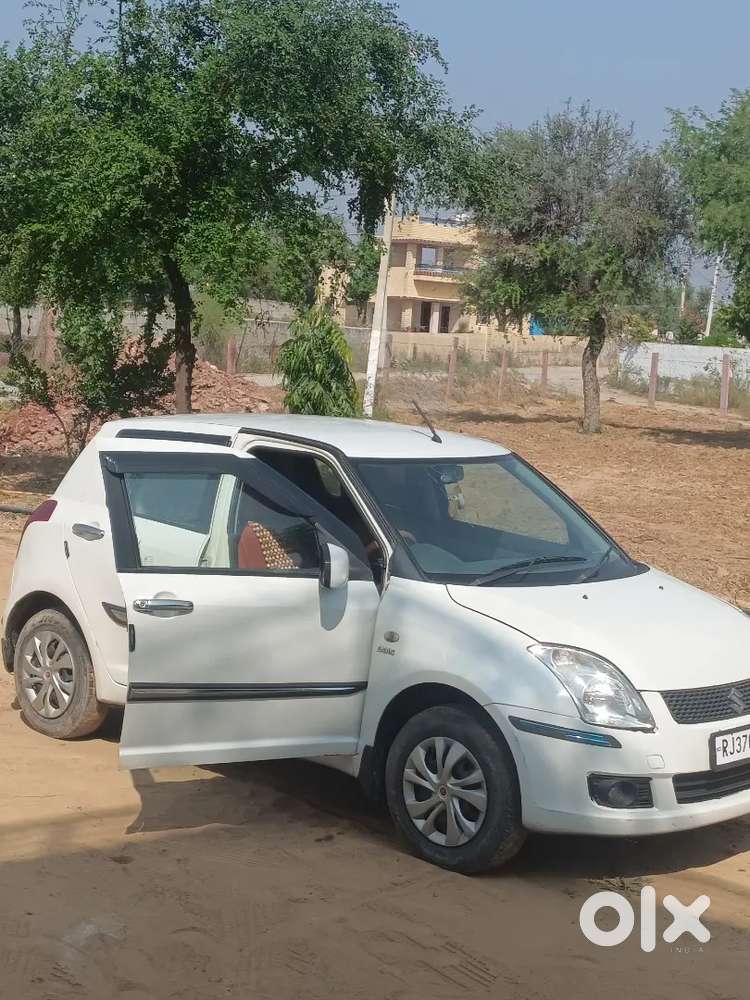 Swift cng + petrol vxi