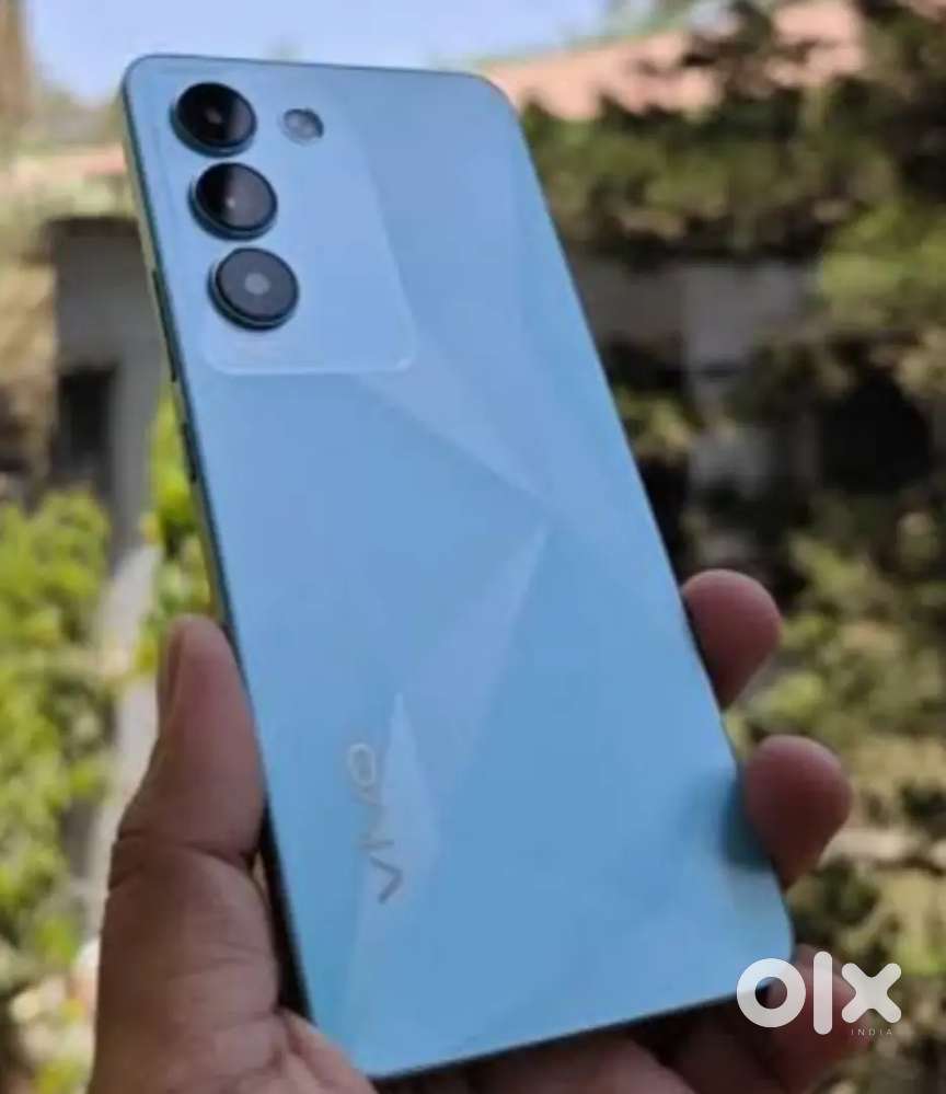 Vivo t3 5g good condition with warranty card