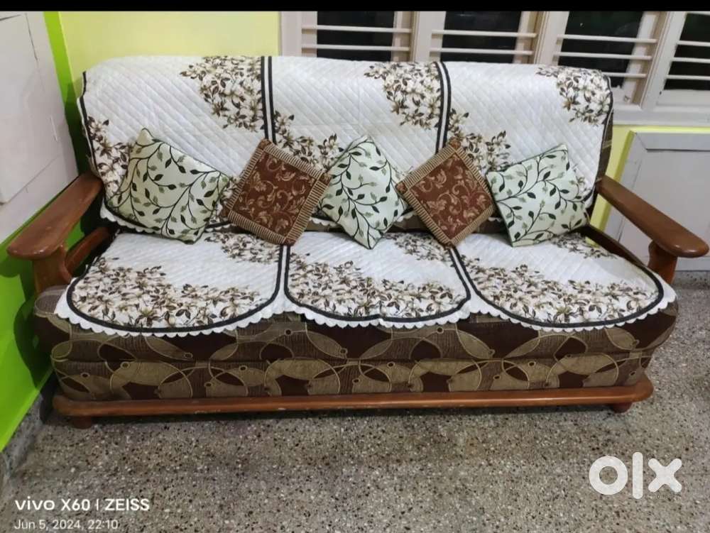 I am selling for sofa set 3 + 1 + 1 it's good condition
