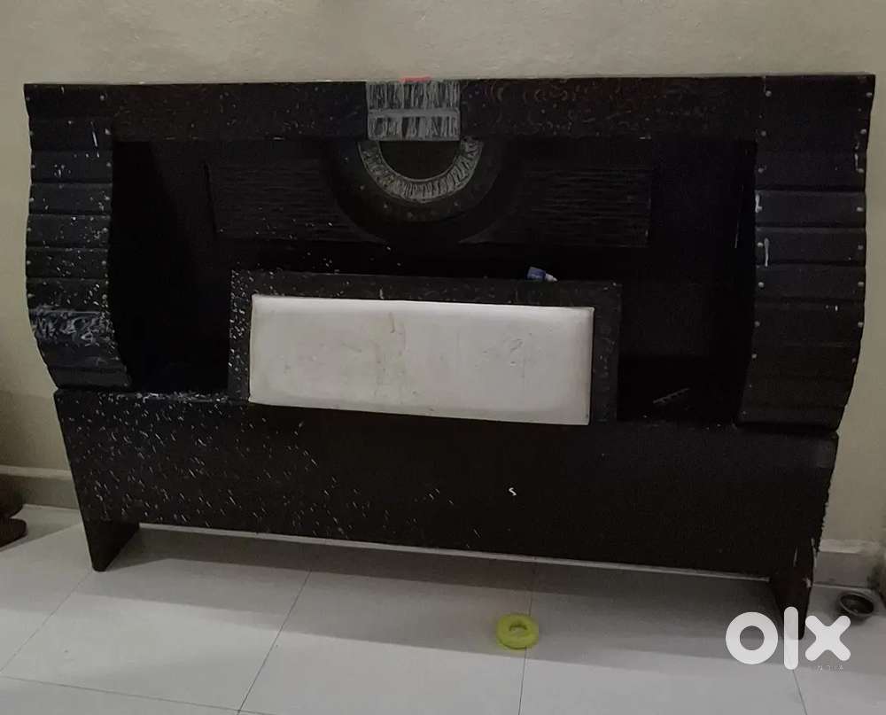 Elegant Wooden Bed Back Unit