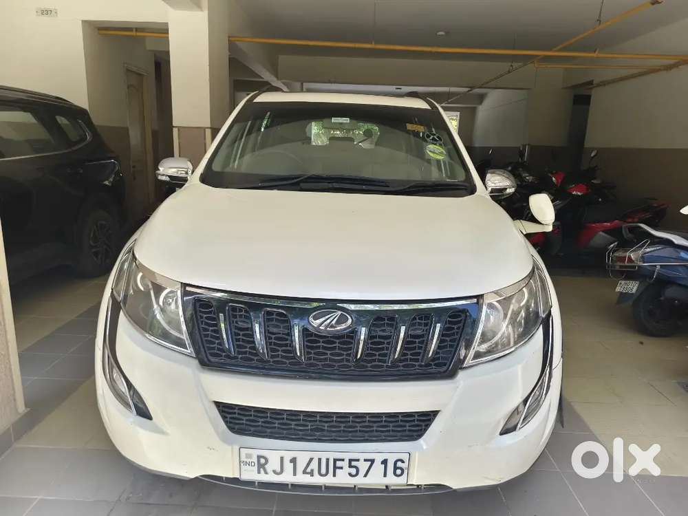 Mahindra XUV500 w 10 2018 Diesel 110000 Km Driven