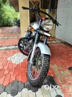 Classic 350 - self & kicker start 2017