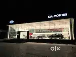 KIA SHOWROOM JOB के लिए आवेदन कर सकते हैं MALE एंड FEMALE CANDIDATE.