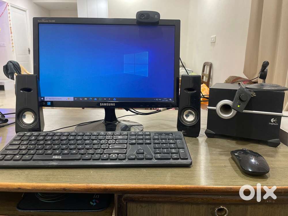 Computer with all accessories