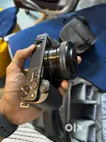 Sony dslr. 3 years warranty