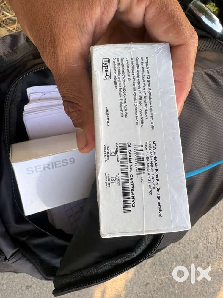 Apple AirPods 2nd generation