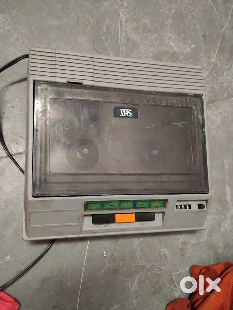 Vcr vhs cassette rivender good condition handyman not working