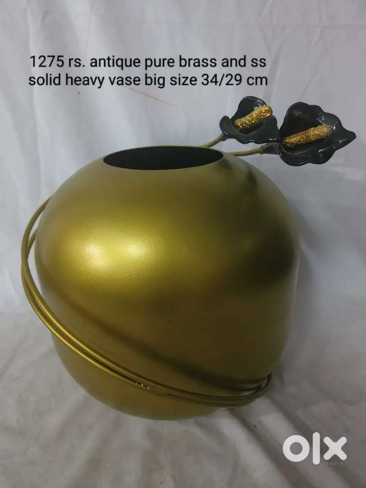 Solid heavy metal big vase 34/29 cm