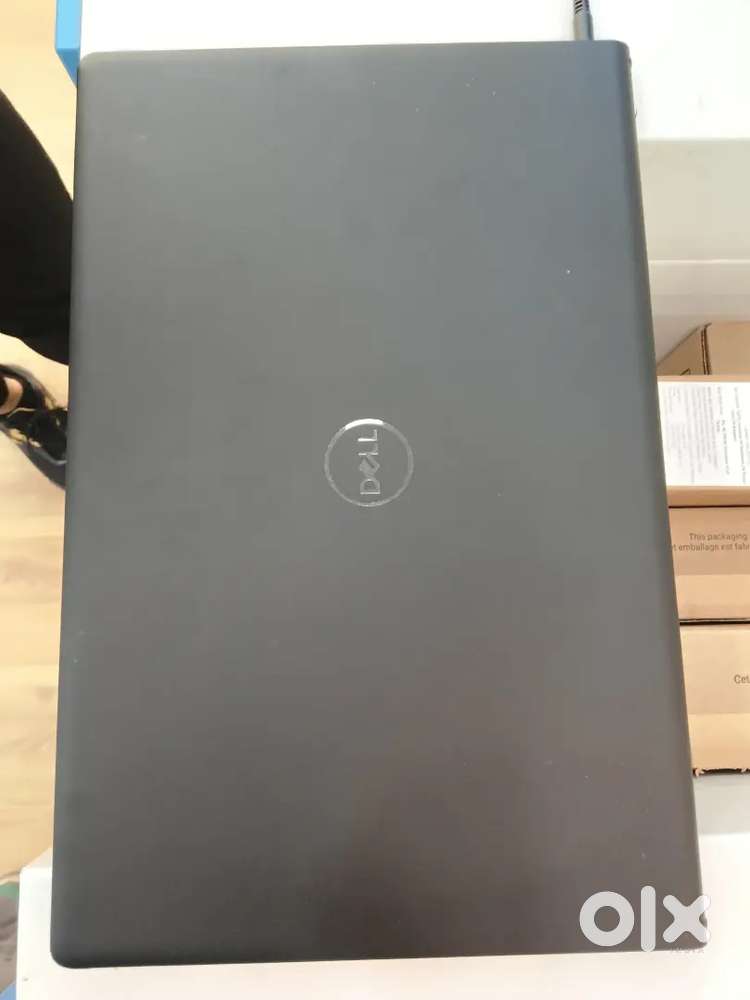 I am selling laptop of dell