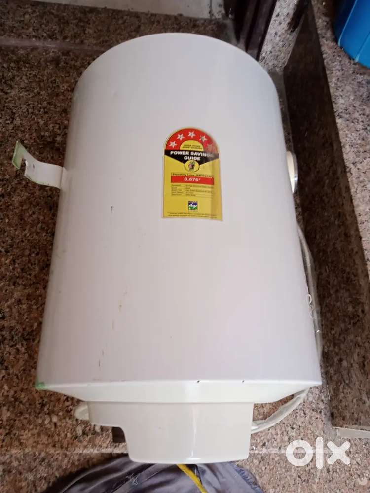 Bajaj gizer 25 liter automatic