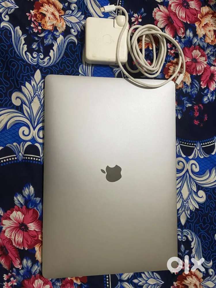 Macbook pro 16 inch
