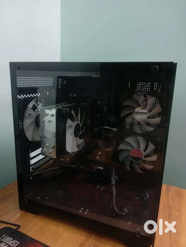 Lowspec gaming pc with monitor