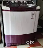 LG semi automatic 8 KG washing machine