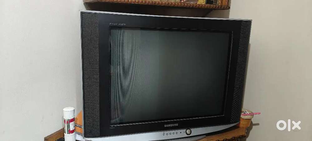 Tv samsung old model but best model ever..