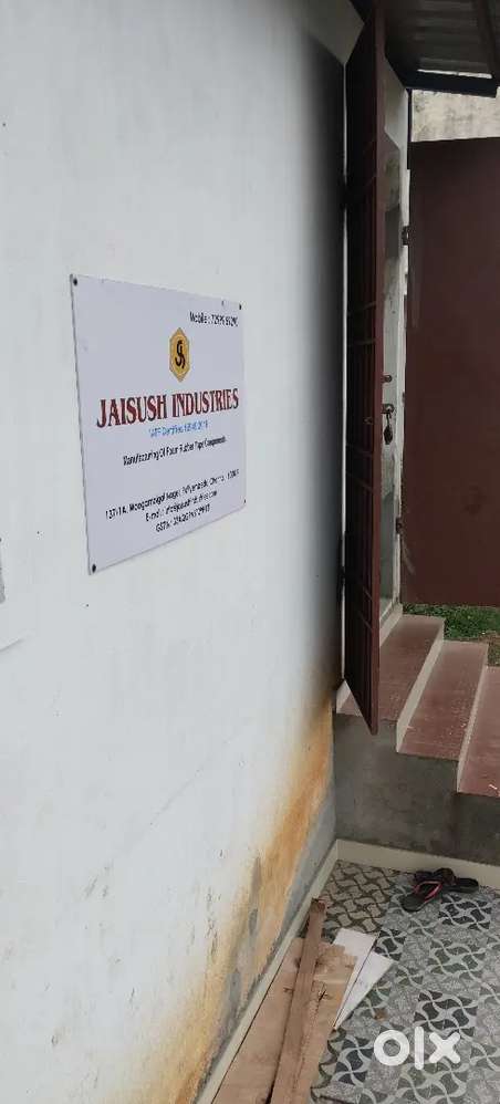 Fresher or experience person