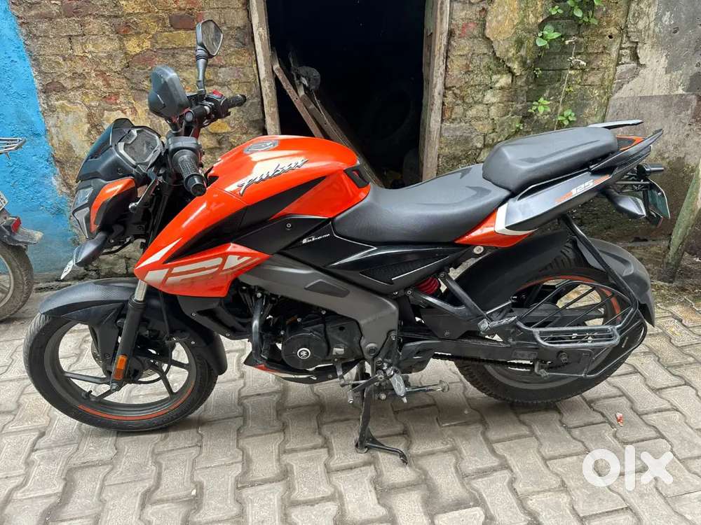 Pulsar ns125 First owner