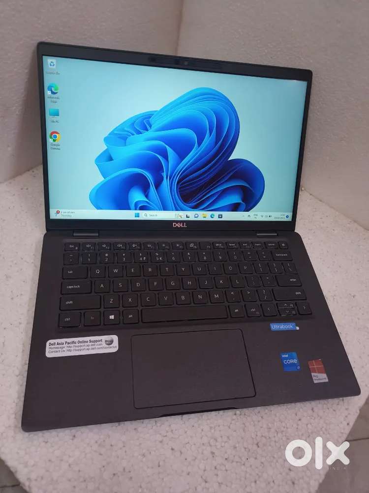 Dell i7 11th gen laptop 16gb 512gb intel iris xe graphics