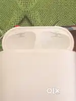 Apple Airpods charging case