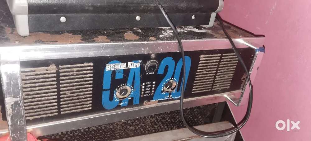 CA20 amplifier 2 years old